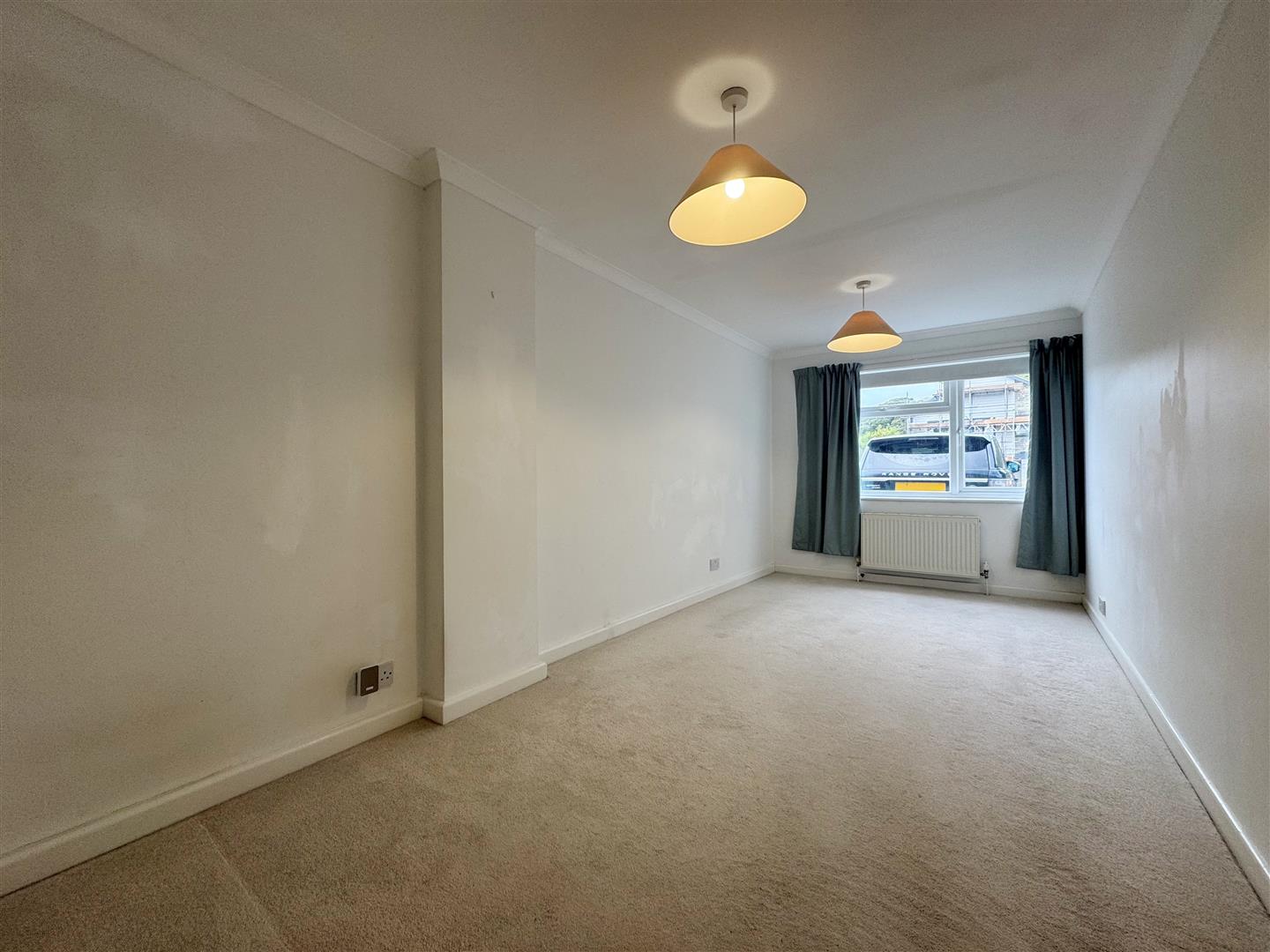 Solent View Road, Seaview, PO34 5HX