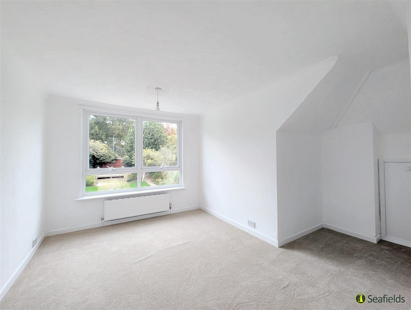 Seagrove Manor Road, Seaview, PO34 5HW