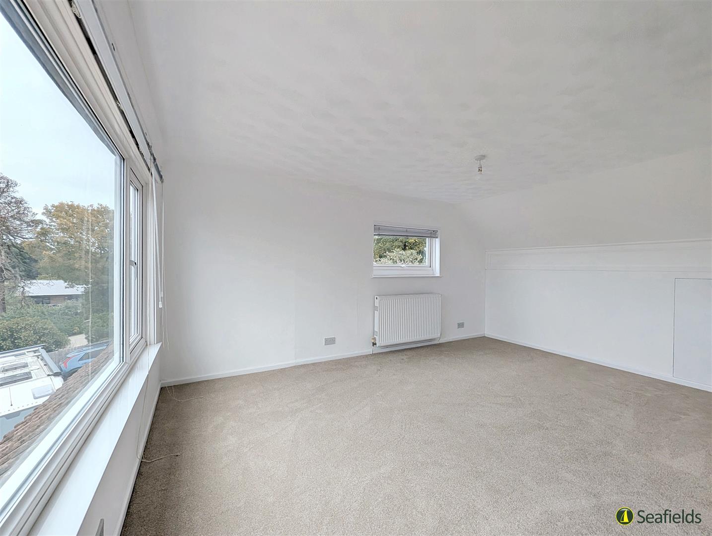 Seagrove Manor Road, Seaview, PO34 5HW