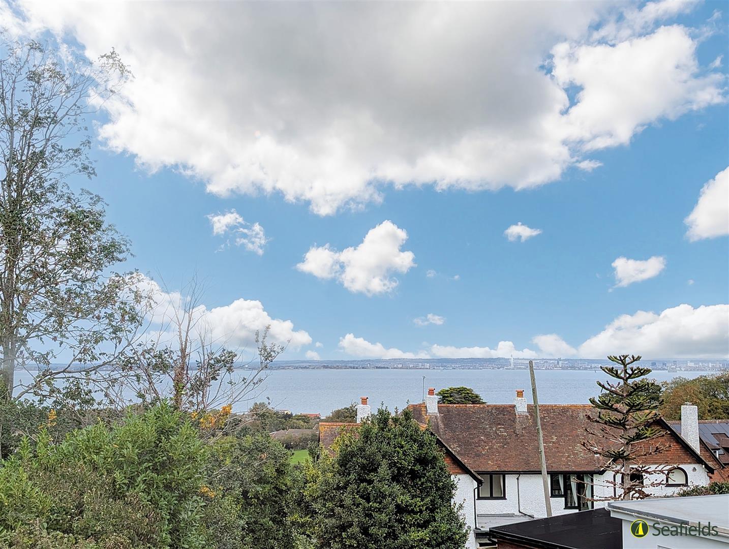 Rowan Tree Drive, Seaview PO34 5JW