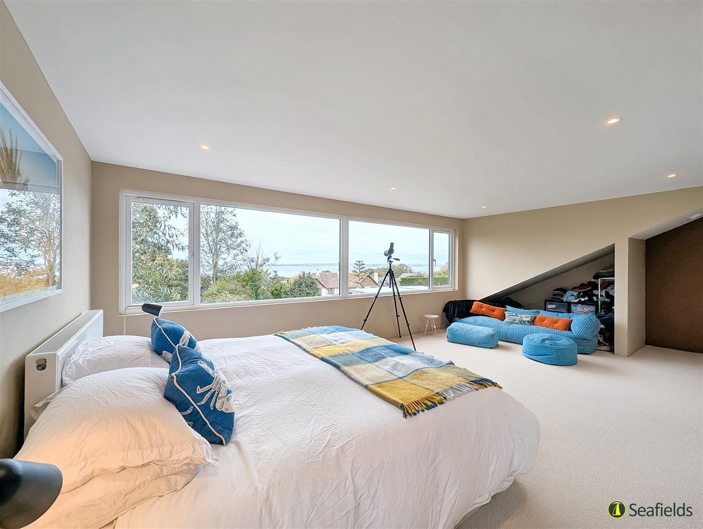 Rowan Tree Drive, Seaview PO34 5JW